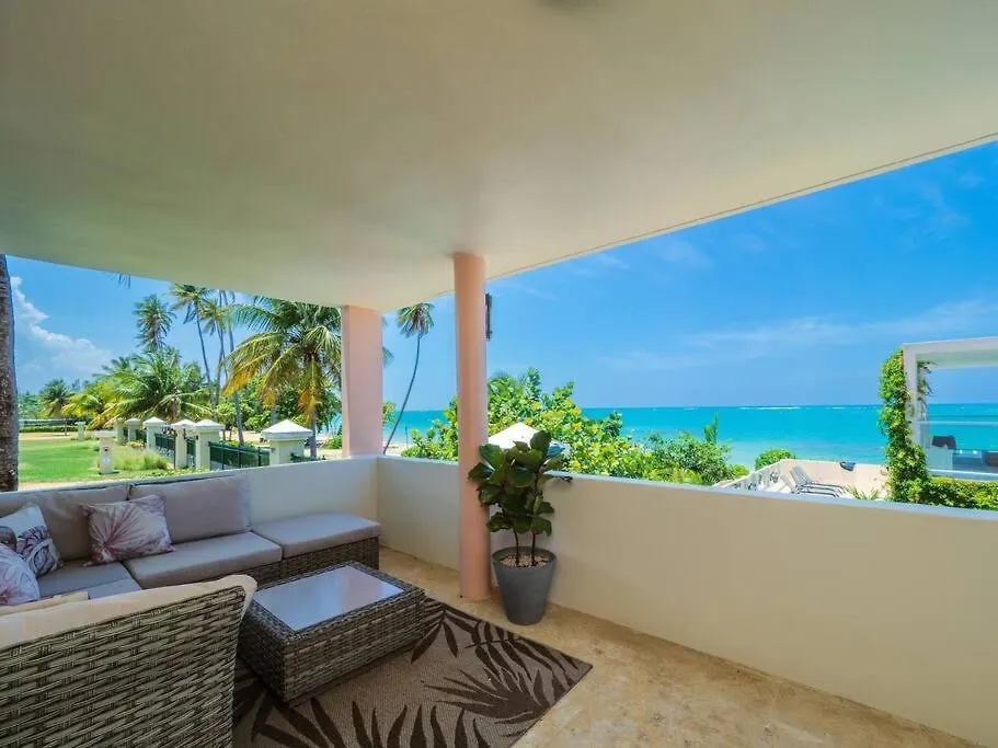 Palm Del Mar - 2 Beach Front Villas Combined - 14 Bedrooms Loiza Porto Rico