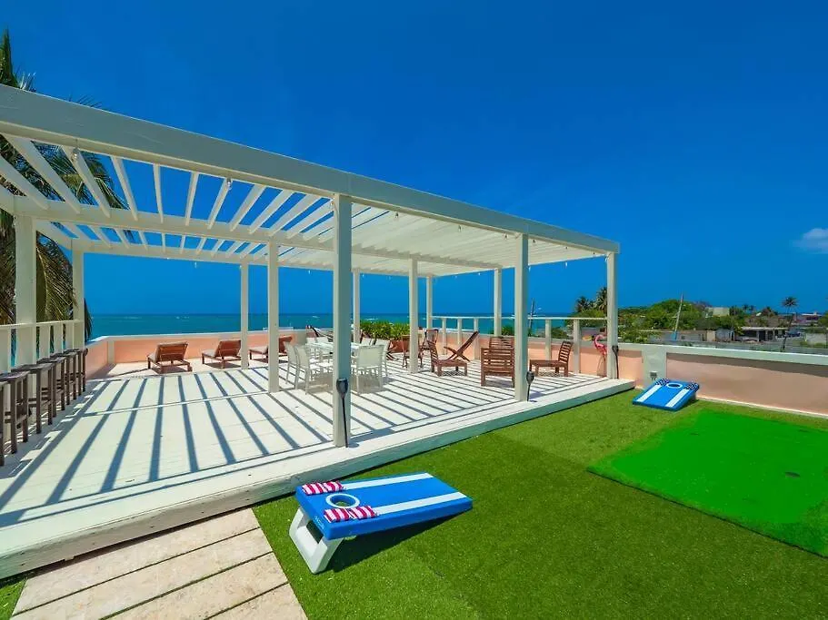 Palm Del Mar - 2 Beach Front Villas Combined - 14 Bedrooms Loiza 0*,  Porto Rico
